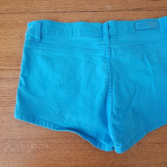 Nell Jeans Stretchy Shorts w/Button & Zipper Closure & Front Snap-close Pockets - Picture 8 of 10